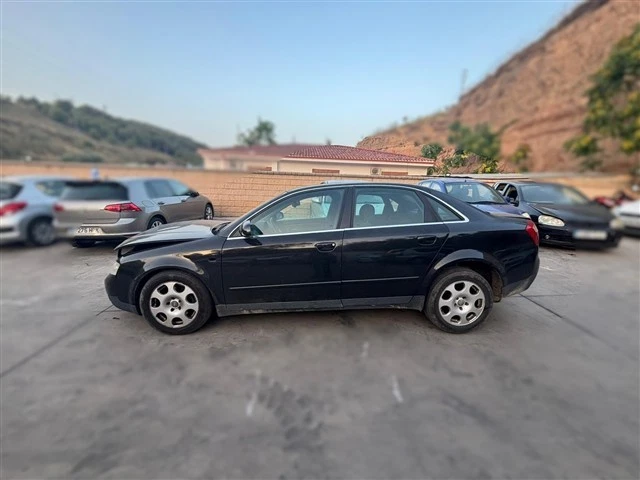 luz interior audi a4 1.9 tdi 2000-2004 2004 102143 Foto 4 de 4