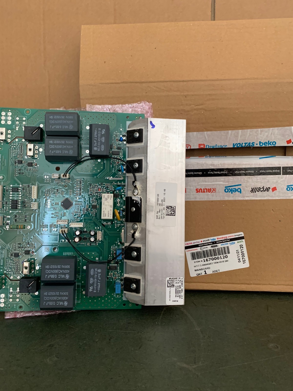 Module induction droit 167000120 Beko table vitrocéramique haute résistance