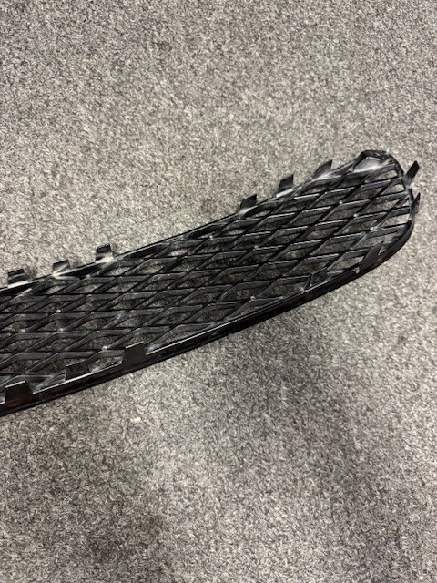 Rolls-Royce & Bentley OEM COOLING AIR GRILLE 3W8807667L
