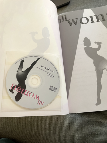 All Woman: Love Songs (Piano/Vocal/Guitar), Book & CD (Faber Edition) - Picture 3 of 5