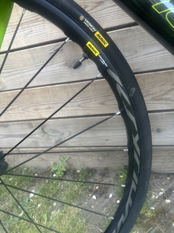 Cannondale Synapse Hi Mod Full Carbon Road Bike 54cm Ultegra Ksyrium