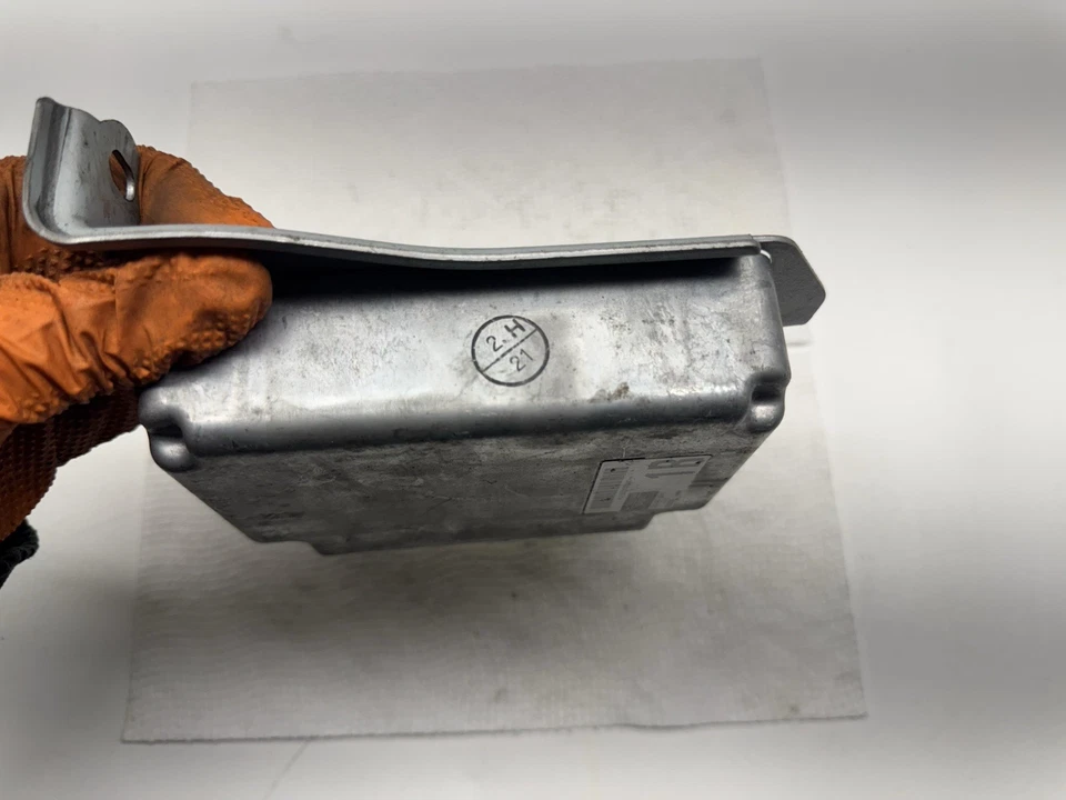 2006 2007 Toyota LAND CRUISER 89170-60280 Sensor Assembly SRS Module 152300-8891 - Image 4 of 4