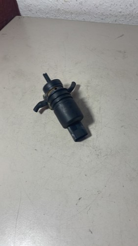 Wischwasserpumpe VW Polo 6N 1998 1J0973722