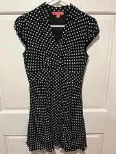 Betsey Johnson Black Polkadot Fit N Flare Dress Size 2 pleated pink label