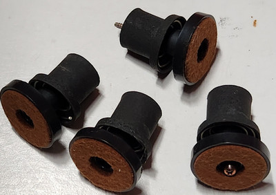 VECTOR RESEARCH VT-200 TURNTABLE part 4 FEET made in JAPAN  5w6
