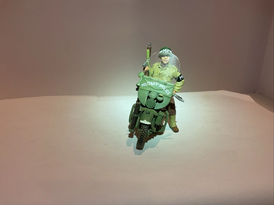 MOTO KING & COUNTRY D DAY DD283 EJÉRCITO EE. UU. M.P. Foto 2 de 4