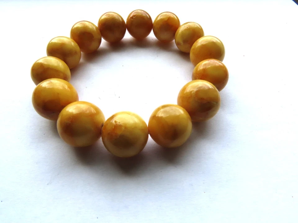 Altes elastisches Armband Bernstein, 29,0 Gr. - Bild 2 von 3