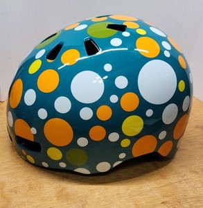 NEW Nutcase Helmet Biking Skateboarding \