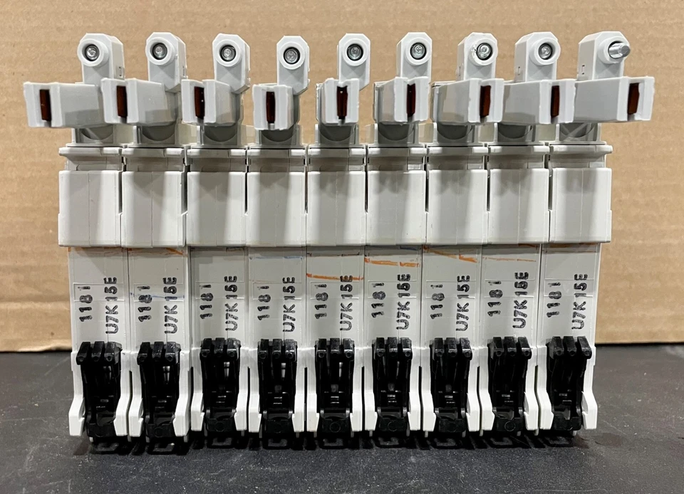 ABB PL701UP-K15 1 POLE 15 AMP 480VAC K Curve Mini Circuit Breaker - Image 2 of 4