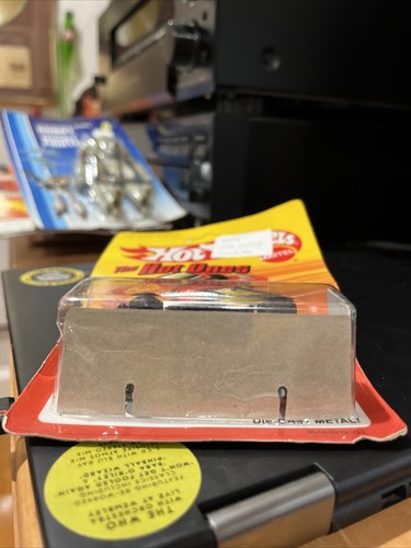 1983 Hot Wheels The Hot Ones Bird No. 2014 MOC Unpunched Smokey And The Bandit - Picture 3 of 8