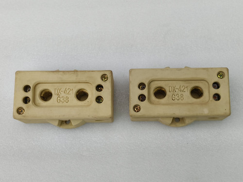 LAMP HOLDER G38 IN CERAMIC DX-421