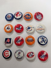 vintage 1970s Major League Baseball (MLB) Tin Litho Pinback Buttons Lot