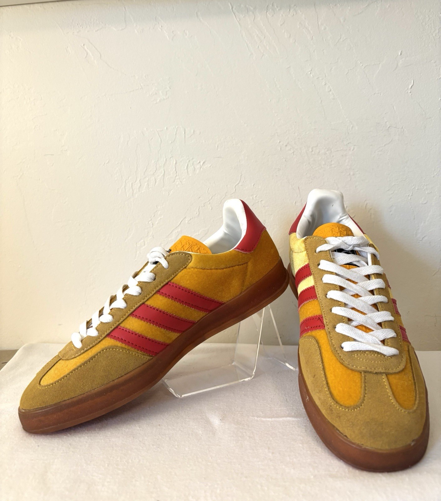 Vintage Men's Adidas x Gucci Gazelle Sneaker Yellow Red White Laces Rare Sz 10 image 6