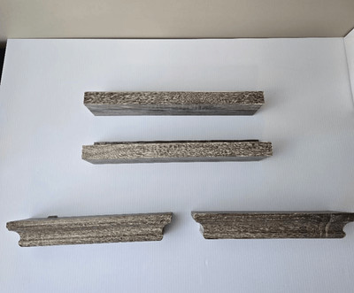 Floating shelves Set of four Light Brown