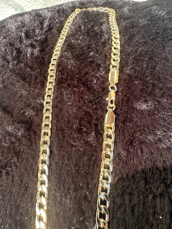 18k Gold Cuban Necklace - 20 Inch