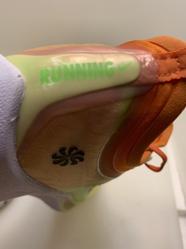 Nike Wmns Zoom Fly 3 Rise ""Verde luminoso"" - CQ4483-300 - Talla: Mujer 5,5 - Imagen 6 de 10