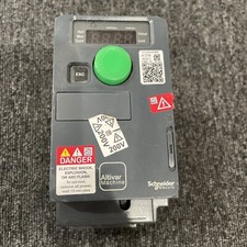 Schneider Electric ATV320U07M3C Altivar 320 AC drive ***FREE SHIPPING***