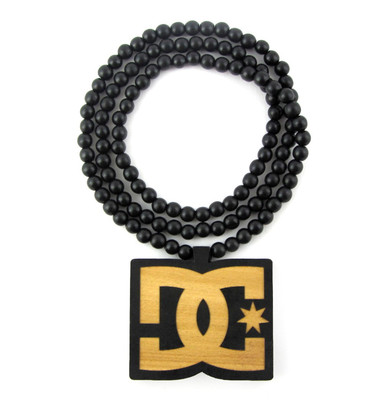 WOODEN DC PENDANT PIECE & 36'' CHAIN BEAD NECKLACE GOOD WOOD STYLE