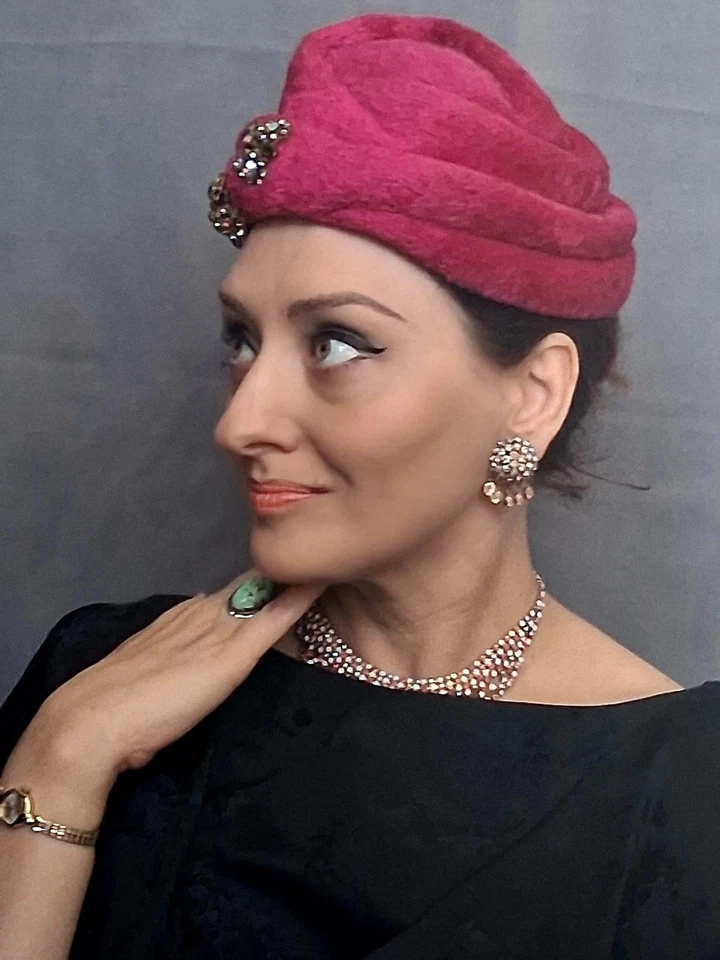 De colección. Icónico sombrero de fieltro rosa New Look de mediados de los años 50!!! Excelente estado  Foto 4 de 4