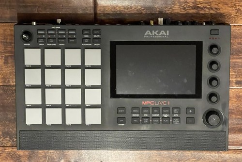 AKAI MPC LIVE 2 W/100  EXPANSIONS 64 GB USB DRIVE  3.7.1 UPDATE GREAT CONDITION