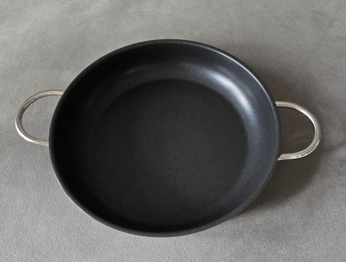 0549) Silit Padella in acciaio inox con coperchio rivestita Ø 29 cm altezza circa 6 c - Foto 6 di 7