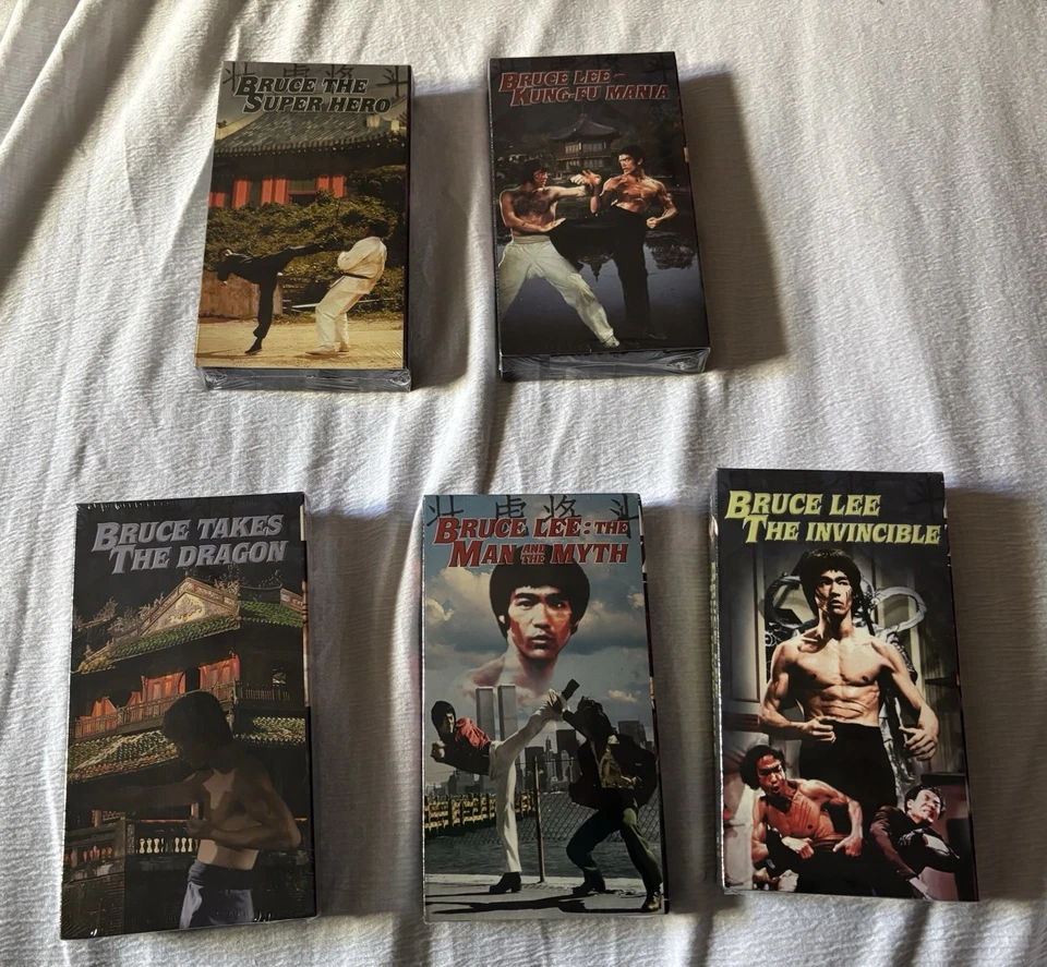 NEW/SEALED Lot of 9 Bruce Lee VHS Complete Kung Fu Mania + Others Martial Arts Foto 4 de 4
