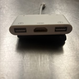 Lightning to HDMI Adapter with USB Camera~