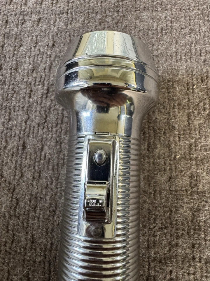 "Linterna de luz magnética vintage Ray-o-Vac Sportsman de metal 7,5""" Foto 3 de 4
