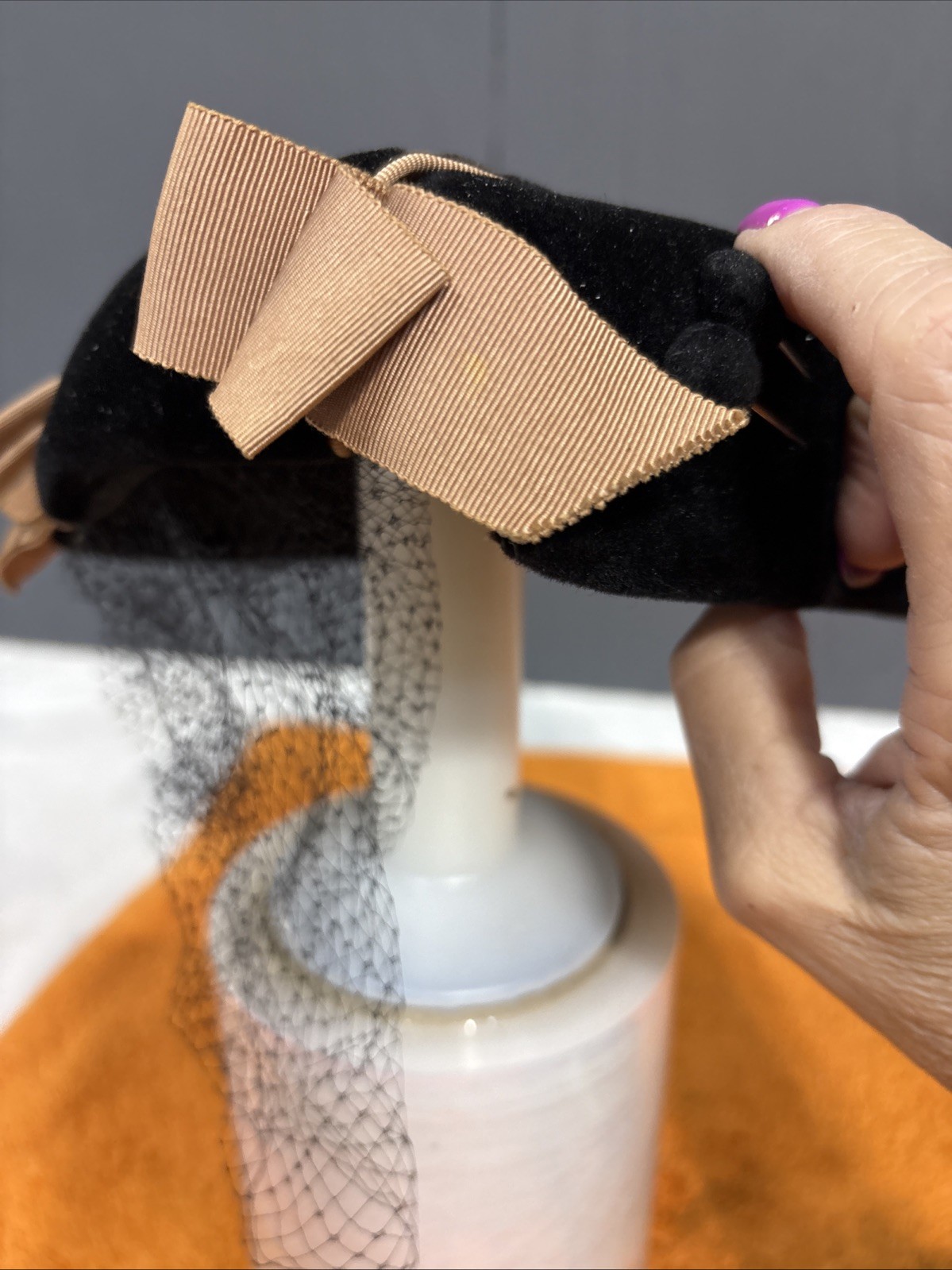 N-15-Vintage CHRISTIAN DIOR 1950-60s Black Velvet Sequins Hat New York 2 Hat Pin thumbnail 6