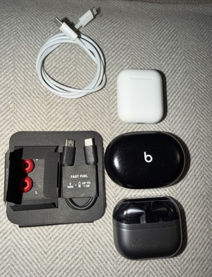 Samsung Earbuds SM-R630,Beats Studio Earbuds,Apple  A1602 Used Good condition 