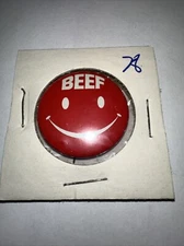 Red Smiley Face Beef Industry Council Pin Button Advertising Vtg Agriculture
