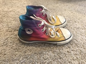 girls tie dye converse