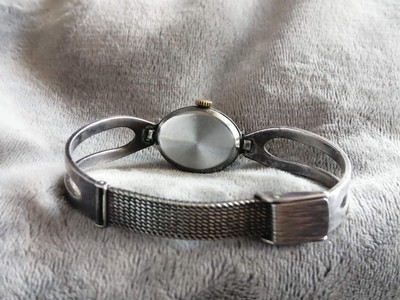 ANCIENNE MONTRE YEMA KID FONCTIONNE EUR 30,00 - FR