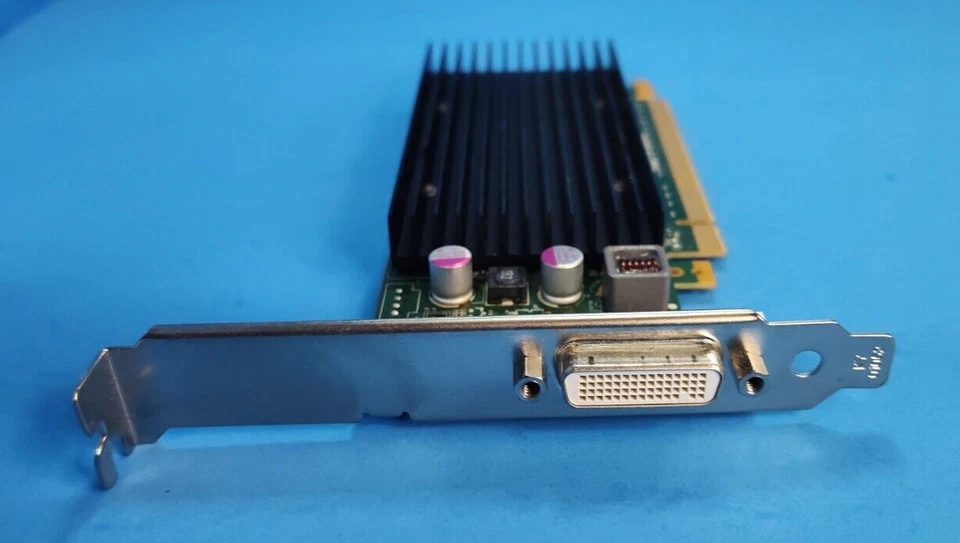 PNY Nvidia Quadro NVS 300 512mb Full-Height PCI-Express x16 DMS-59 Video Card - Image 3 of 3