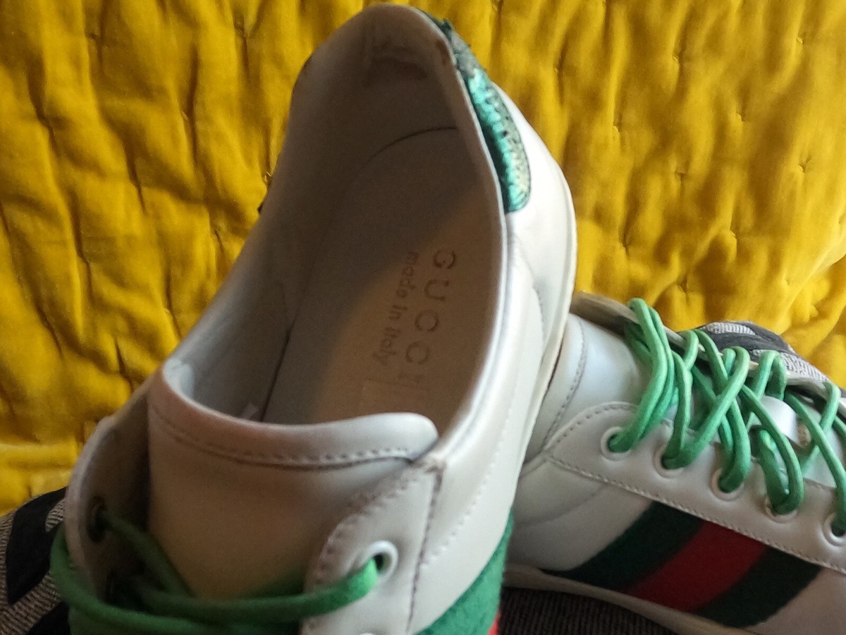 グッチ　クリーム色 タイガーボタン付き Size UK 8 - Gucci Ace Embroidered Tiger White /green