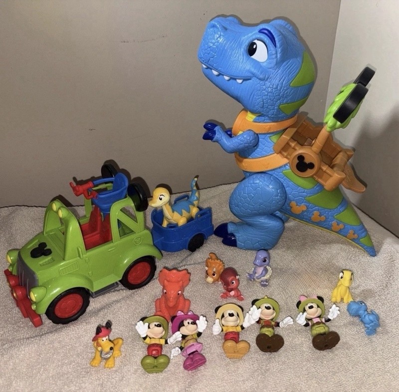 Mickey Mouse Roarin Safari Rover Dino Figures Dinosaurs Pretend Play Disney Lot