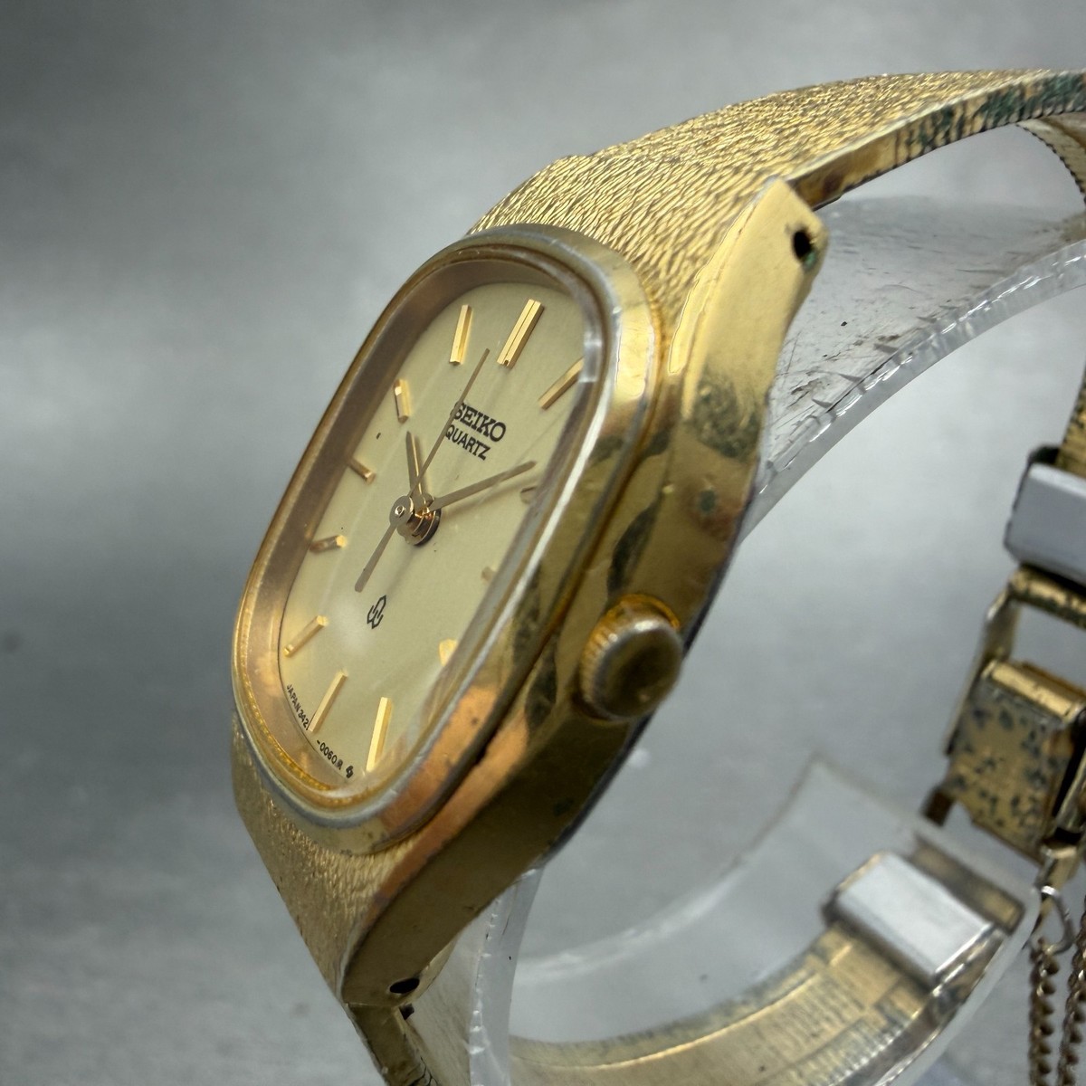 Seiko Watch Women 20mm Champagne Dial Gold Tone Oval 3421-5020 New