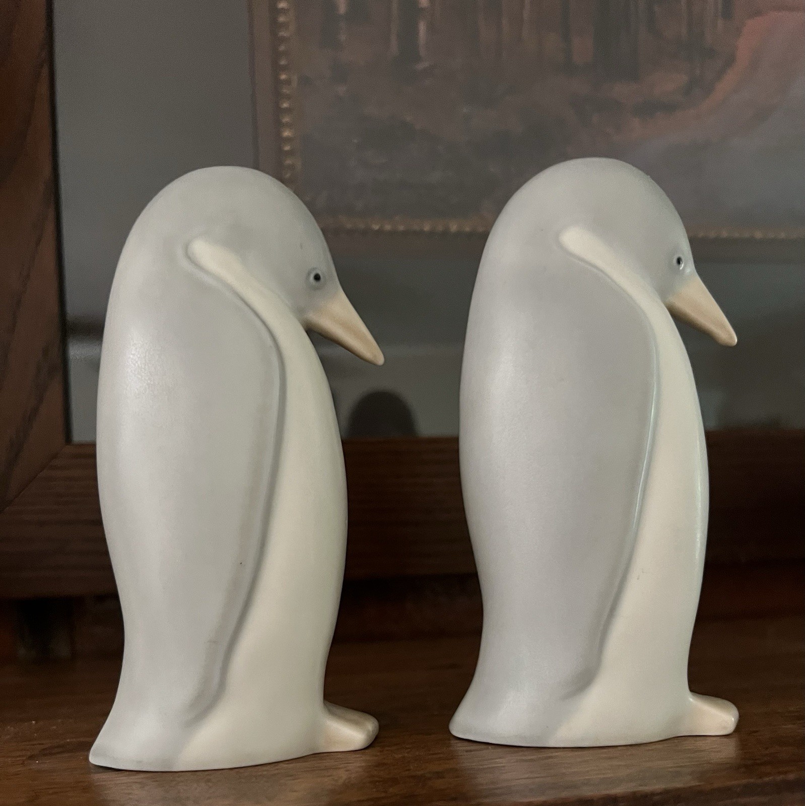 Vtg Porcelain Penguins Crowning Touch Japan Set of 2 5 3/4 in tall, 2 in wide