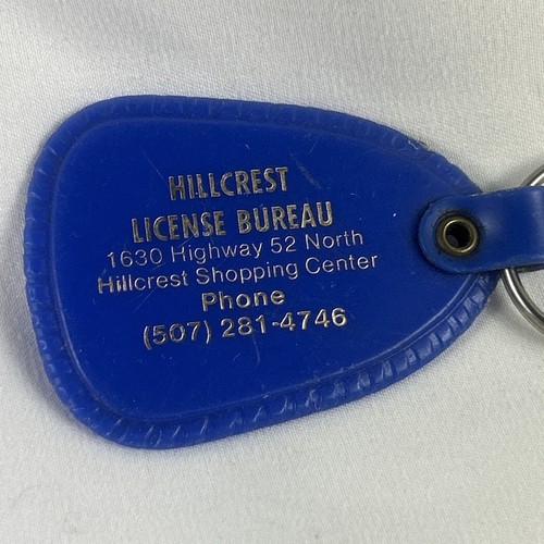 Hillcrest License Bureau Lansdale Pennsylvania Vintage Keychain Blue Tag Shape - Picture 1 of 4