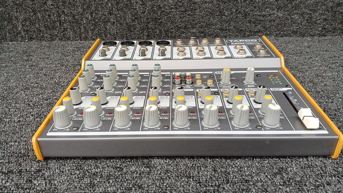 TAPCO MIX-120 アナログミキサー 12チャンネル Tapco MIX60 6-Channel Mixer MIX.60 B&H Photo Video