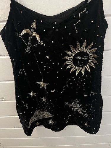 Mini abito Nasty Gal in velluto impreziosito da sole e stelle taglia US 4 e UK taglia 8 Witchy - Foto 2 di 4