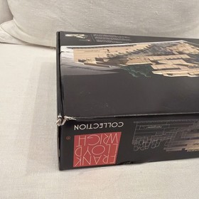 LEGO ARCHITECTURE - FALLINGWATER 21005 COMPLETE WITH ORIGINAL MANUAL AND BOX