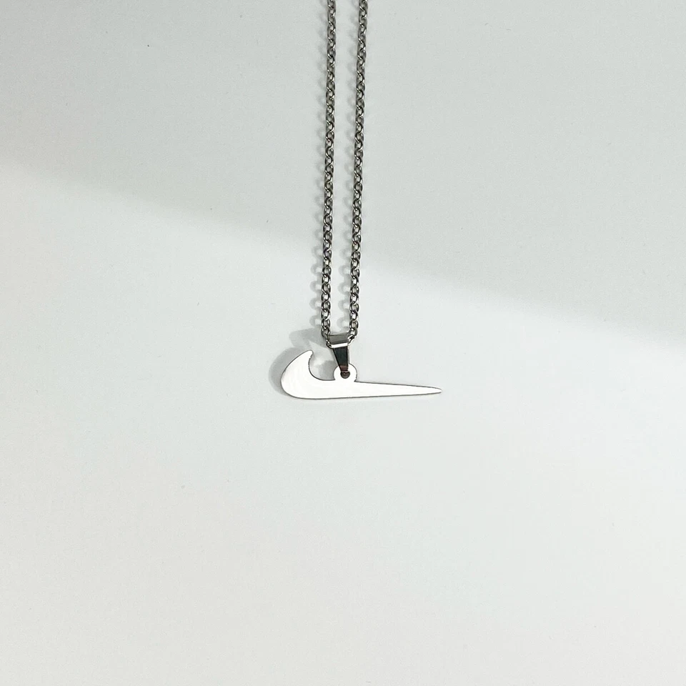 NIKE SWOOSH Halskette klein - gold / silber - neu - Geschenk - Bild 3 von 4