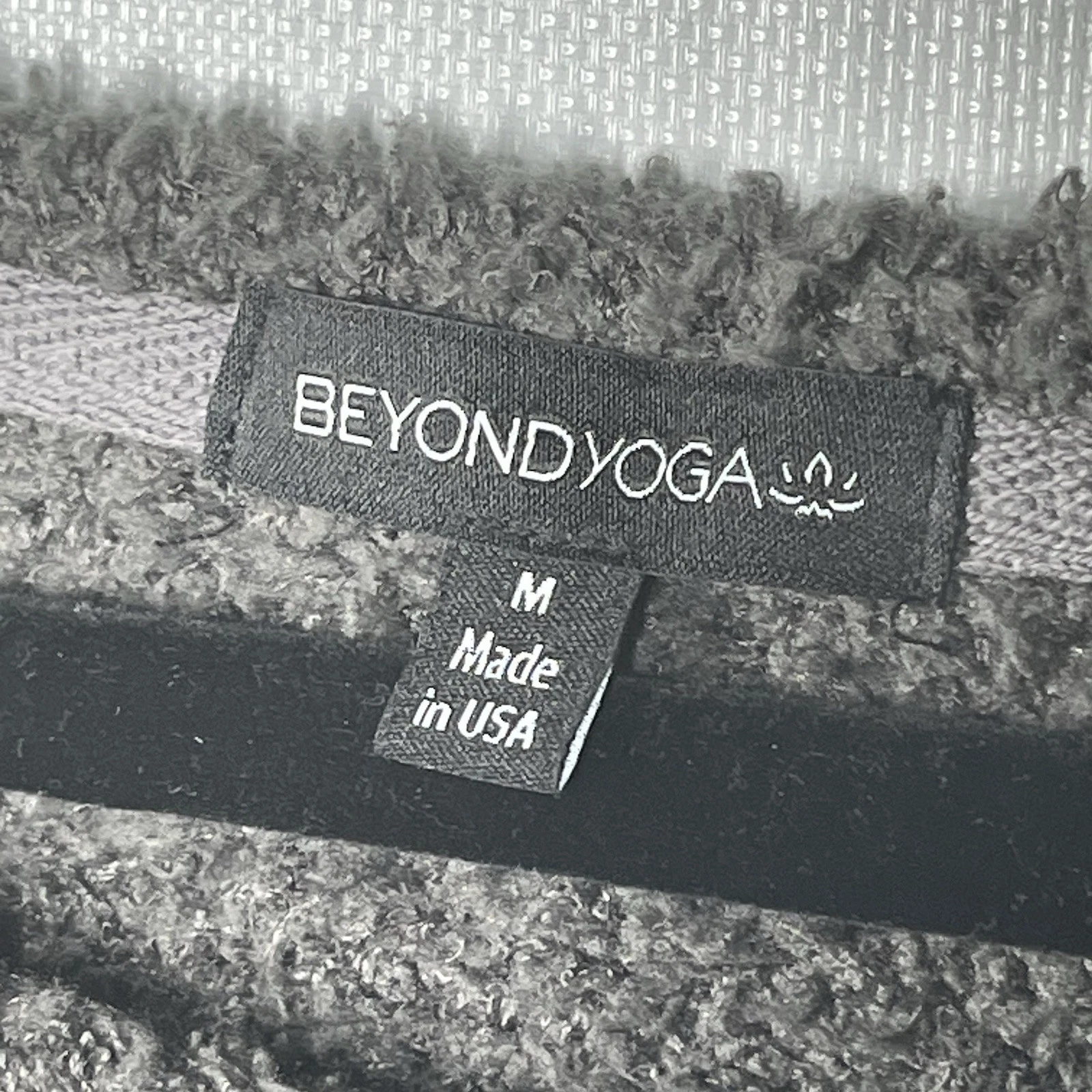 beyond-yoga all the feels cropped raglan soft cozy sweater