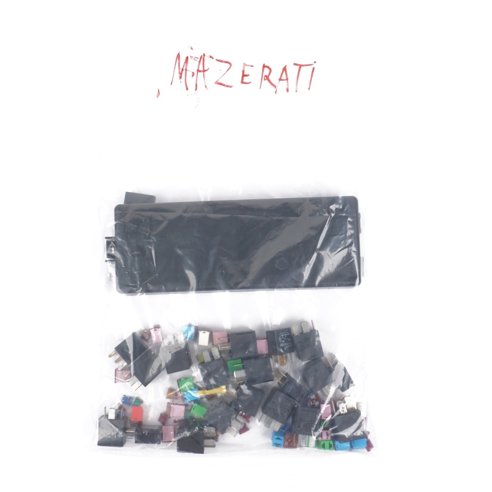 2014 - 2017 Maserati Ghibli Fuse Relay Relays Fuses OEM set