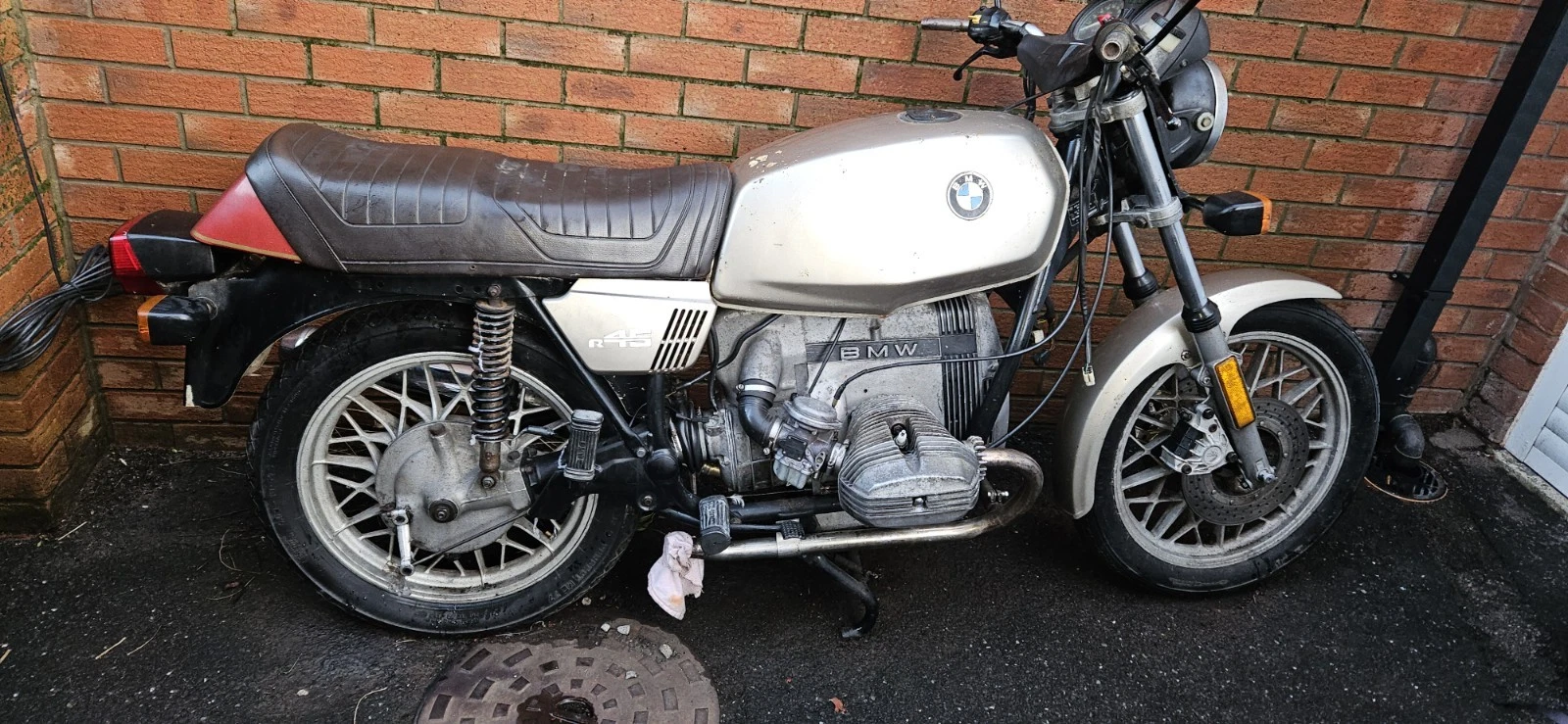BMW R 45 - Picture 1 of 13