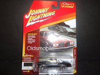 Johnny Lightning Oldsmobile Cutlass Supreme 77 Black Jlcg003 1/64 1504 Units Johnny Lightning Oldsmobile Cutlass Supreme 77 Black Jlcg003 1/64 1504 Units