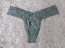 NWT VICTORIA SECRET THE LACIE Floral Lace Thong Panty  Size Medium 544a 