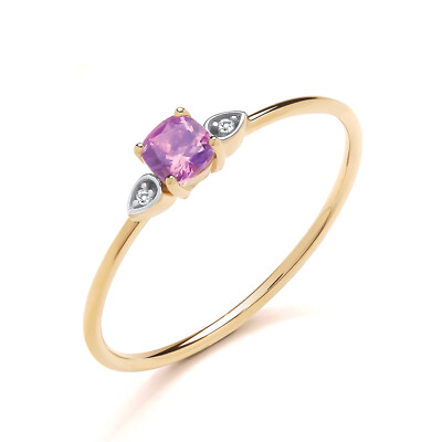 9 Karat Gelbgold natürlicher Amethyst & Diamant 3 Stein Ring Größe K bis S