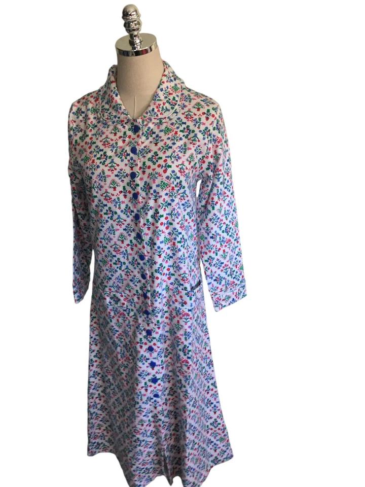 Bata Lanz Of Salzburg para mujer talla XS algodón blanco multicolor franela floral Foto 2 de 4